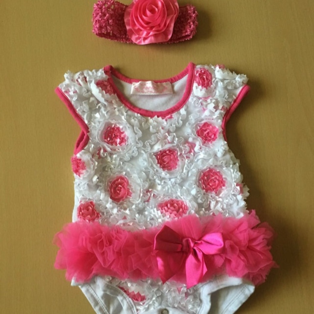 Popatu hot pink lace onesie